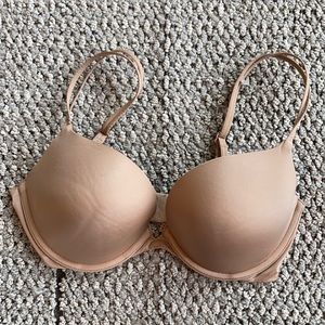 Victoria’s Secret Very Sexy Push-Up 32DD Tan